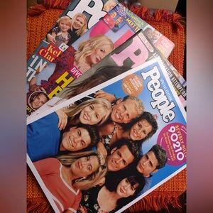 90210 magazines lot